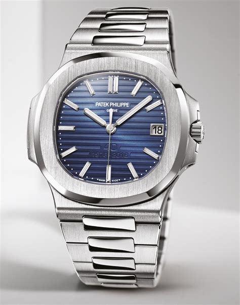 Patek Philippe Nautilus 5711 .